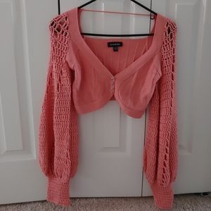 Coral cable knit long sleeve shrug